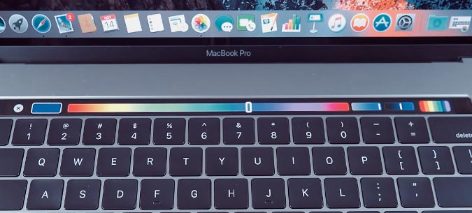 Review Macbook Pro Touch Bar 15 Inch 2018 MR932 Core i7